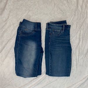 Two pairs of jeans women’s size 6
